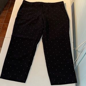 Old Navy Anchor Patterned Black Capris